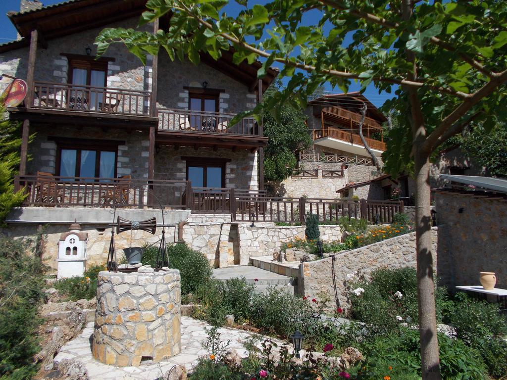 Theasis Suites-Ορεινή Φιλοξενία Kato Sinikia Trikalon Esterno foto