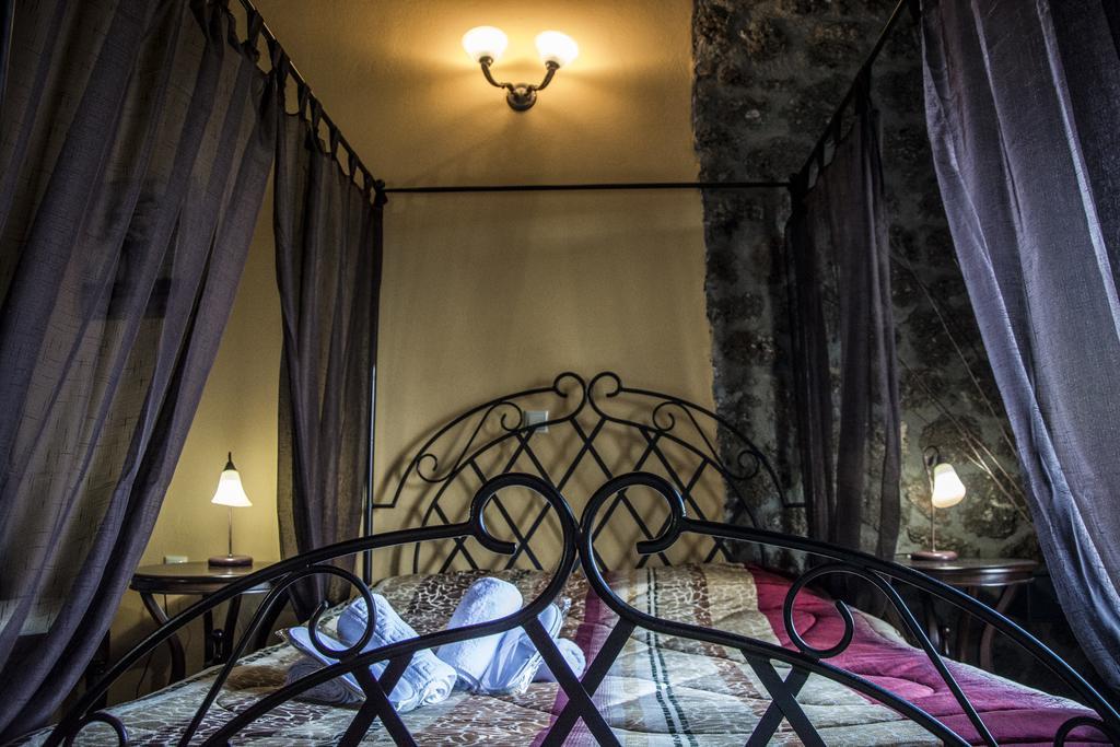 Theasis Suites-Ορεινή Φιλοξενία Kato Sinikia Trikalon Esterno foto